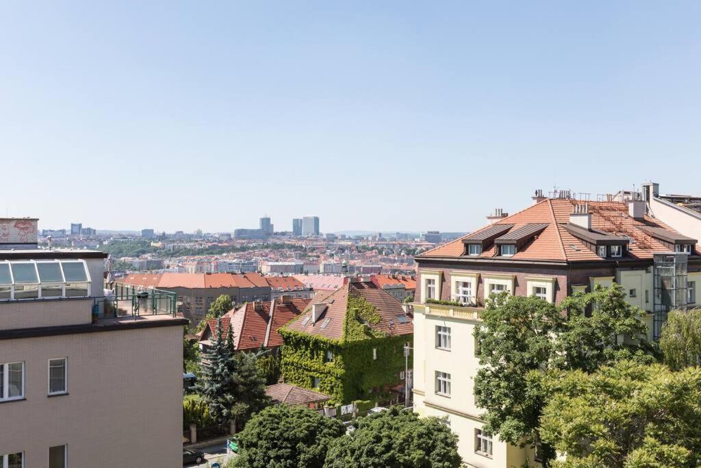 Jt'S Apartments Korunni Str. Prague Luaran gambar