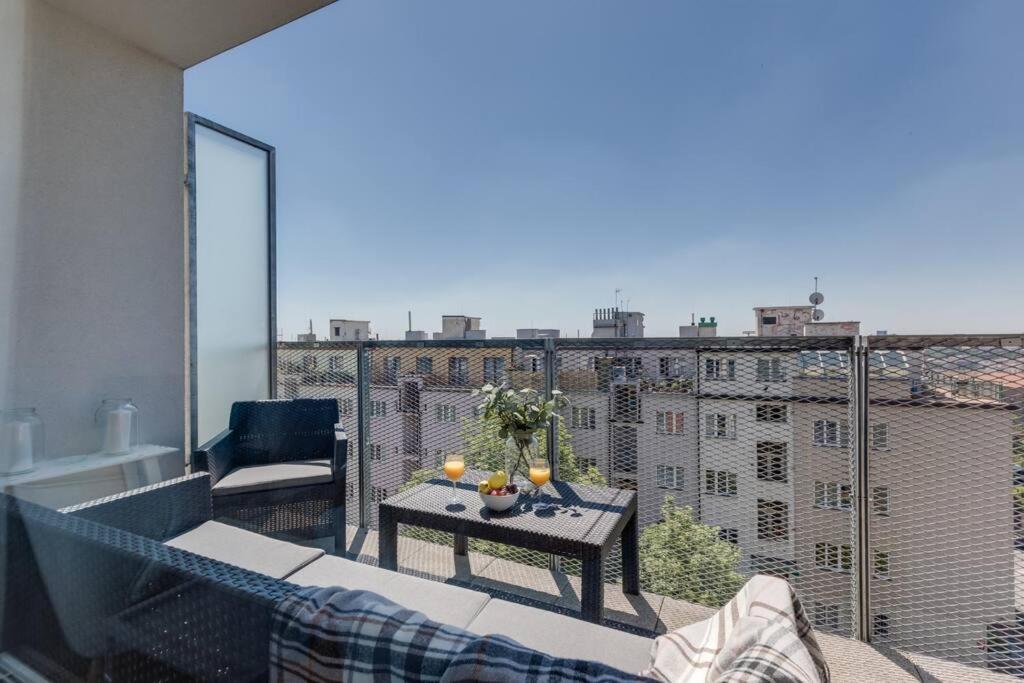 Jt'S Apartments Korunni Str. Prague Luaran gambar