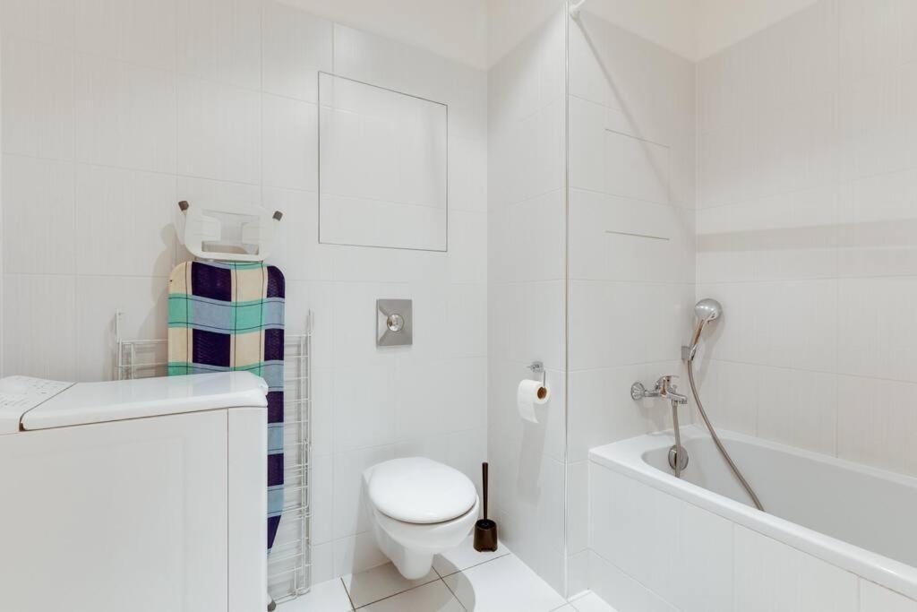 Jt'S Apartments Korunni Str. Prague Luaran gambar